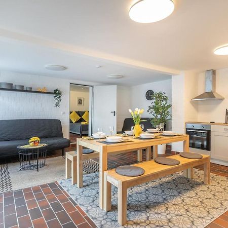 Hamburg City Apartment Freshly Renovated Buitenkant foto